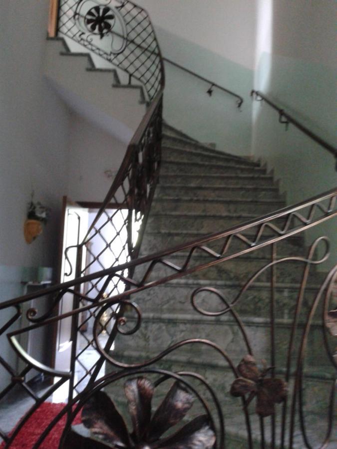 B&B Bread And Fantasy Ostra Exterior foto