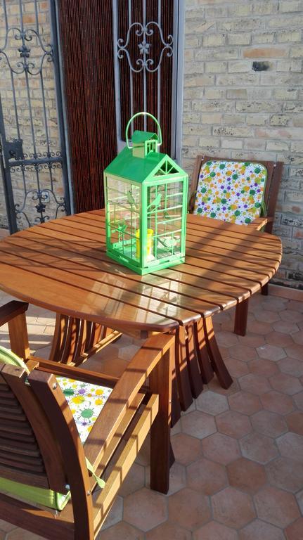 B&B Bread And Fantasy Ostra Exterior foto